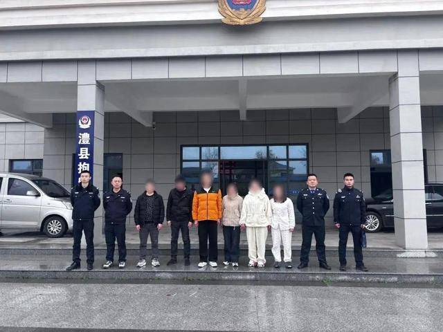 湖南澧县警方通报：仓库内卖淫嫖娼<strong></p>
<p>怎么登陆币安</strong>，6名男女当场被抓