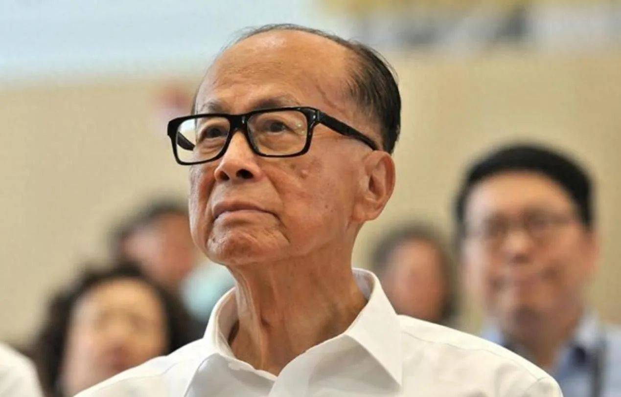 大反转！97岁李嘉诚赌输了？中方直接反将一军<strong></p>
<p>币安异常交易</strong>，长和蒸发323亿