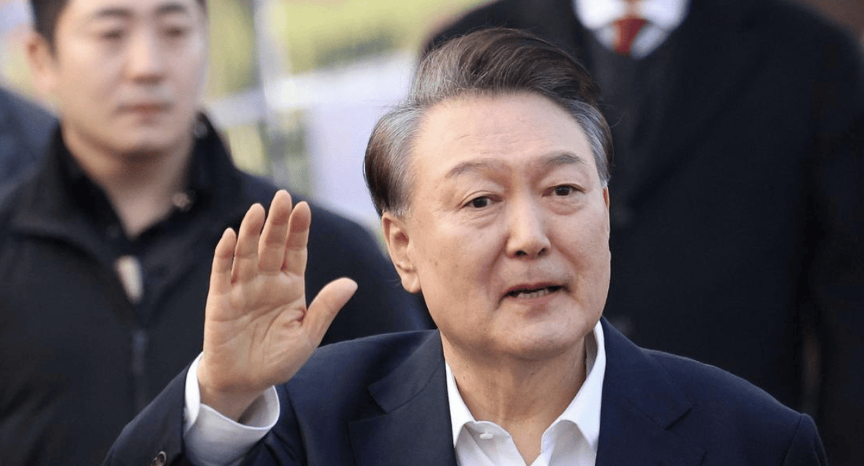 尹锡悦将走到头？弹劾被驳回<strong></p>
<p>币安异常交易</strong>，支持率不断回升