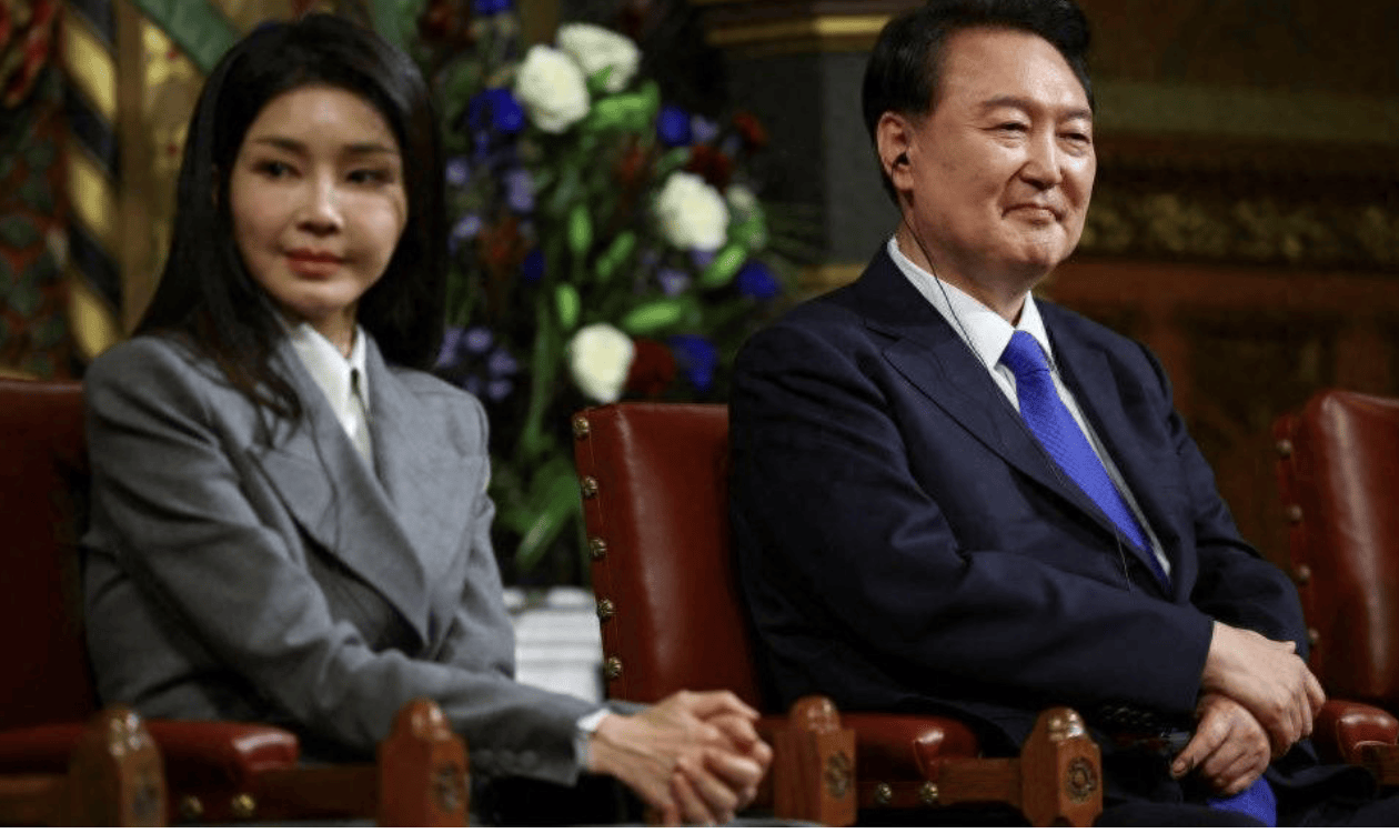 尹锡悦将走到头？弹劾被驳回<strong></p>
<p>币安异常交易</strong>，支持率不断回升