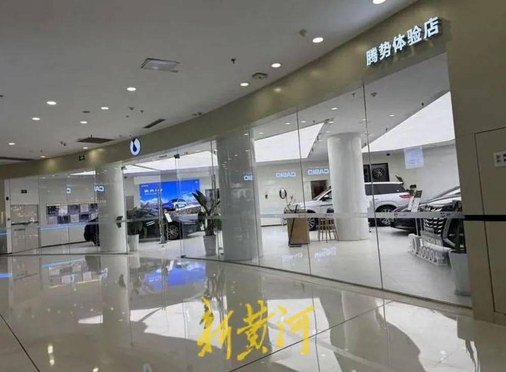 “我们跑高速去试驾都在车上睡”<strong></p>
<p>bnb价格</strong>，车企销售人员极力宣传智驾系统的强大功能，淡化风险