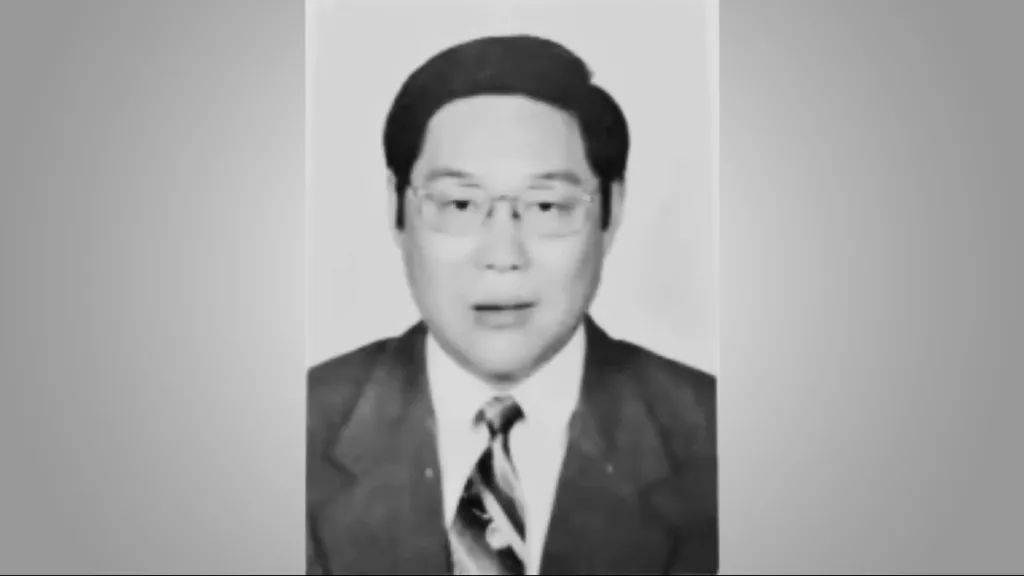 突发讣告<strong></p>
<p>bnb价格</strong>！他于10点25分去世……