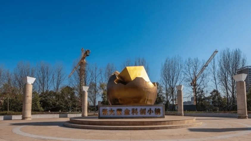 杭州西湖区：抑郁症的“藏身之处”被<strong></p>
<p>bnb价格</strong>他们成功定位