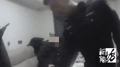 16次豪车被撞<strong></p>
<p>日历</strong>，都是全责！上海警方：有蹊跷