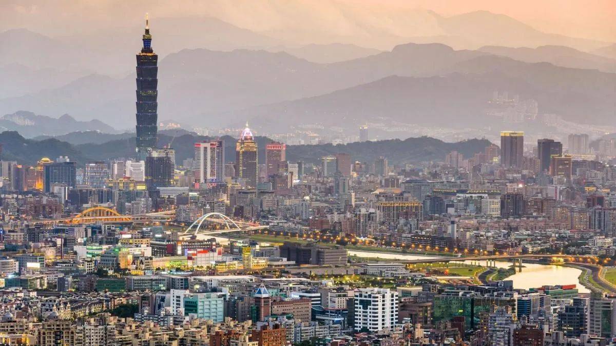 国民党一举轰动两岸！5月20日后<strong></p>
<p>华为荣耀</strong>，罢免赖清德？韩国瑜准备上场