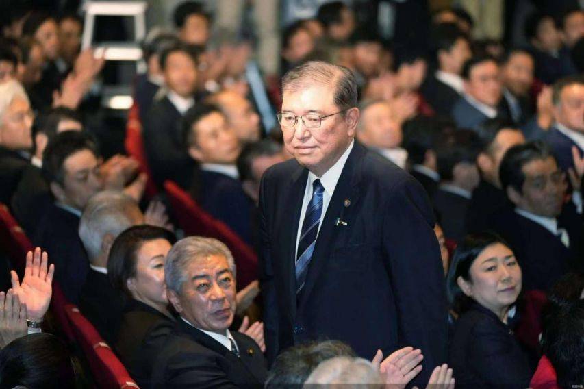 局势迎来大变<strong></p>
<p>usd</strong>，日本飞机直闯领空，中方要拔33颗钉子，信号强烈