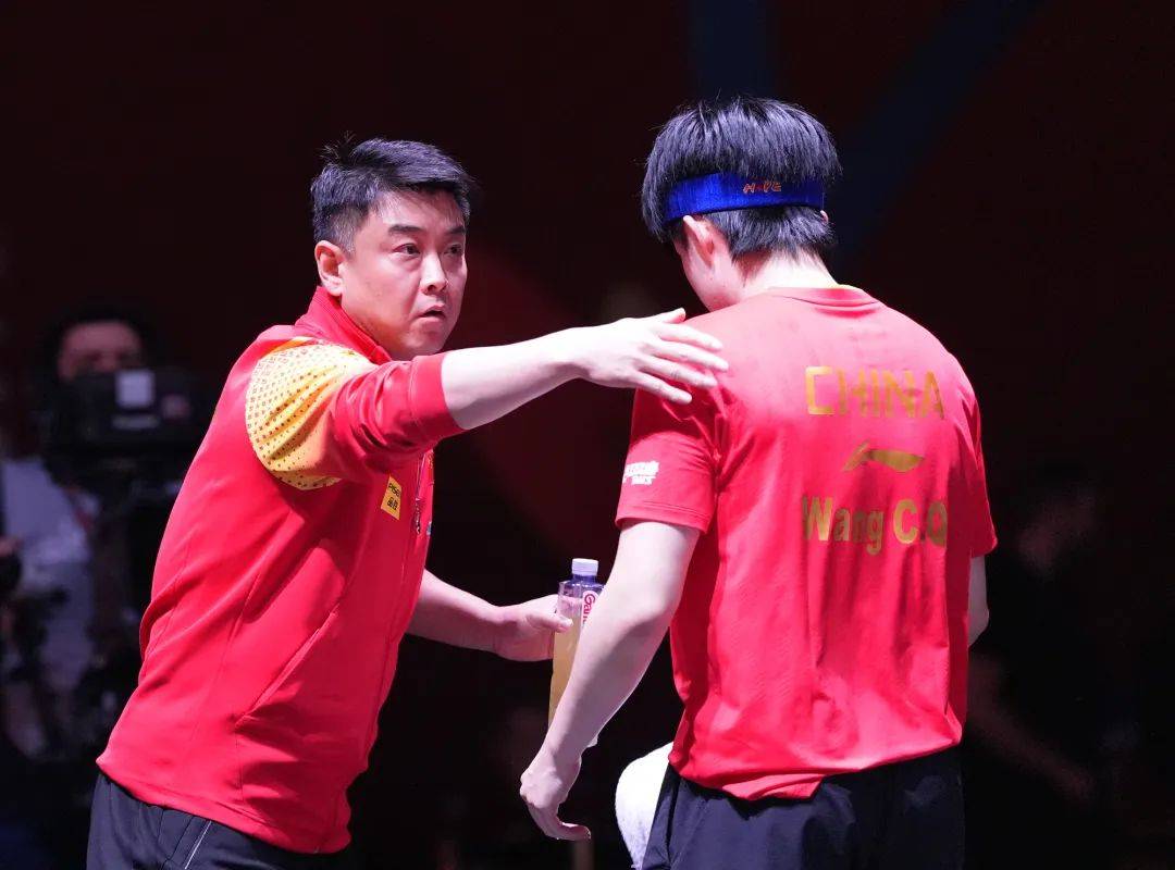 王楚钦逆转西蒙<strong></p>
<p>sui</strong>，梁靖崑、王曼昱、王艺迪、陈幸同晋级8强 | 多哈世乒赛单打