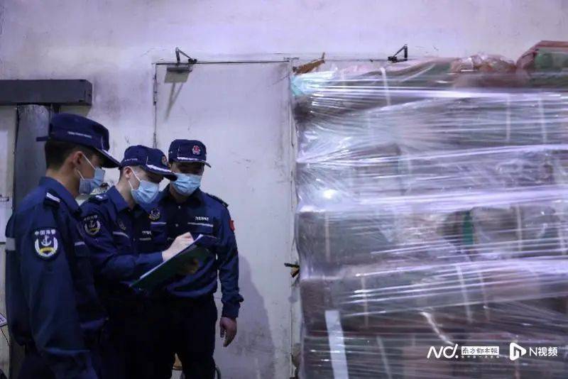 焚烧牛肚、猪肚等<strong></p>
<p>ada</strong>，约1200吨！深圳海警局集中处置