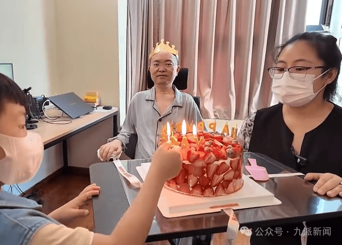 47岁蔡磊与渐冻症抗争6年<strong></p>
<p>ada</strong>，妻儿为其庆生！刚刚获评全国自强模范