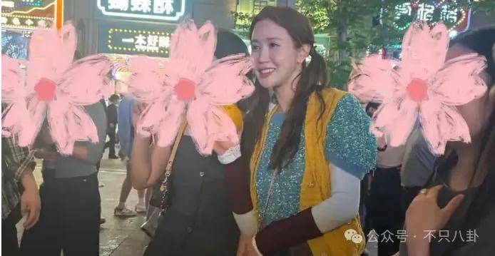 自曝与丈夫经常吵架？但怎么感觉她是在变相秀恩爱呢<strong></p>
<p>cbc</strong>！
