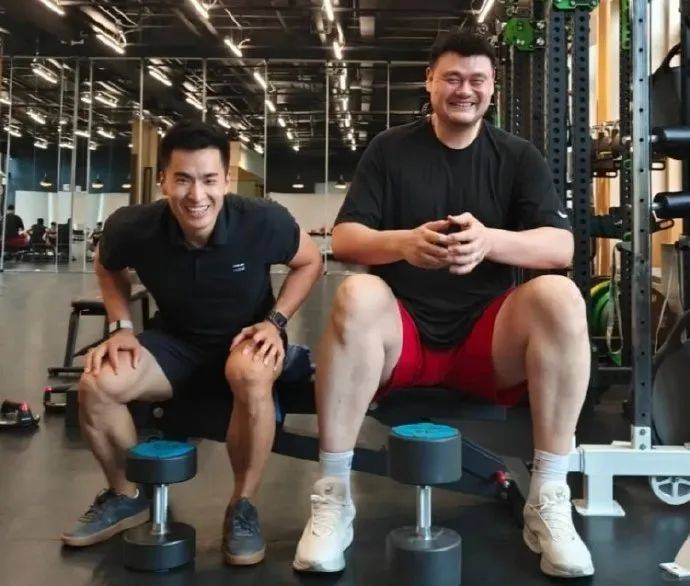 45岁姚明训练照曝光<strong></p>
<p>cbc</strong>，已恢复训练两个多月，看起来瘦了不少