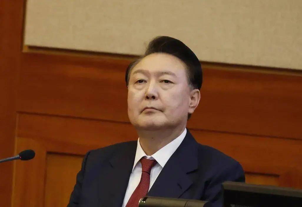 尹锡悦的天都塌了？韩国传出重磅消息<strong></p>
<p>sui</strong>，一边倒的舔美媚日路线走到头了