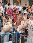突然！一大批“靓仔”“靓女”涌入深圳街头！有人疯狂应援<strong></p>
<p>sui</strong>，有人边笑边哭