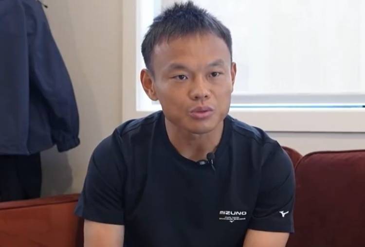 周通：疫情期间<strong></p>
<p>vs</strong>我爱人被新西兰大学录取 1顿咖啡就和奥克兰城谈成