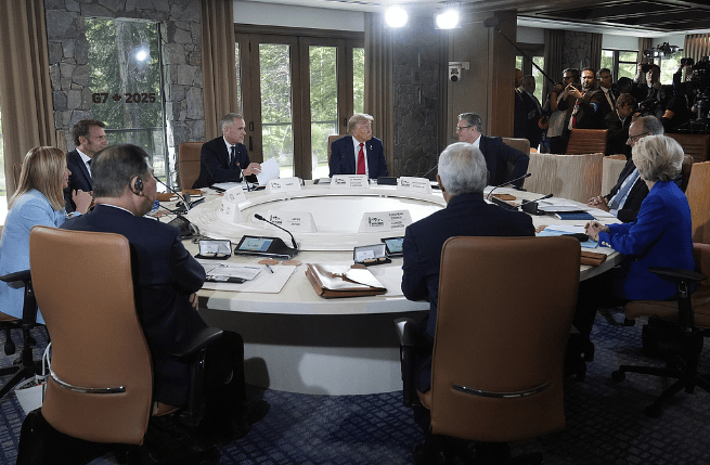 G7发表联合声明<strong></p>
<p>芝麻</strong>，不准改变南海现状，不到24小时，中方接划下红线 ​