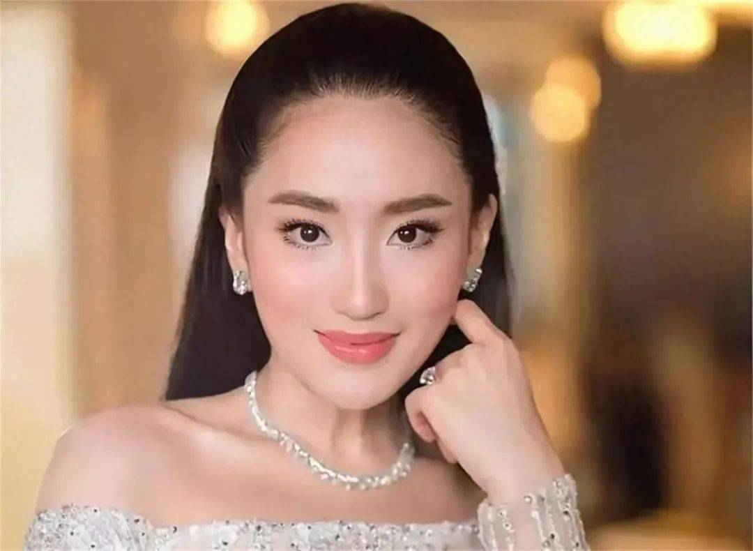 总理府已被围<strong></p>
<p>交易okex</strong>，泰陆军司令出山，洪森预测，美女总理三月内必下台