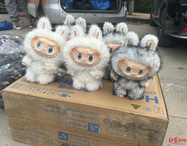 实探衡水盗版LABUBU大集：像卖菜一样摆摊卖<strong></p>
<p>交易okex</strong>，商家称如今订单变少生意难做