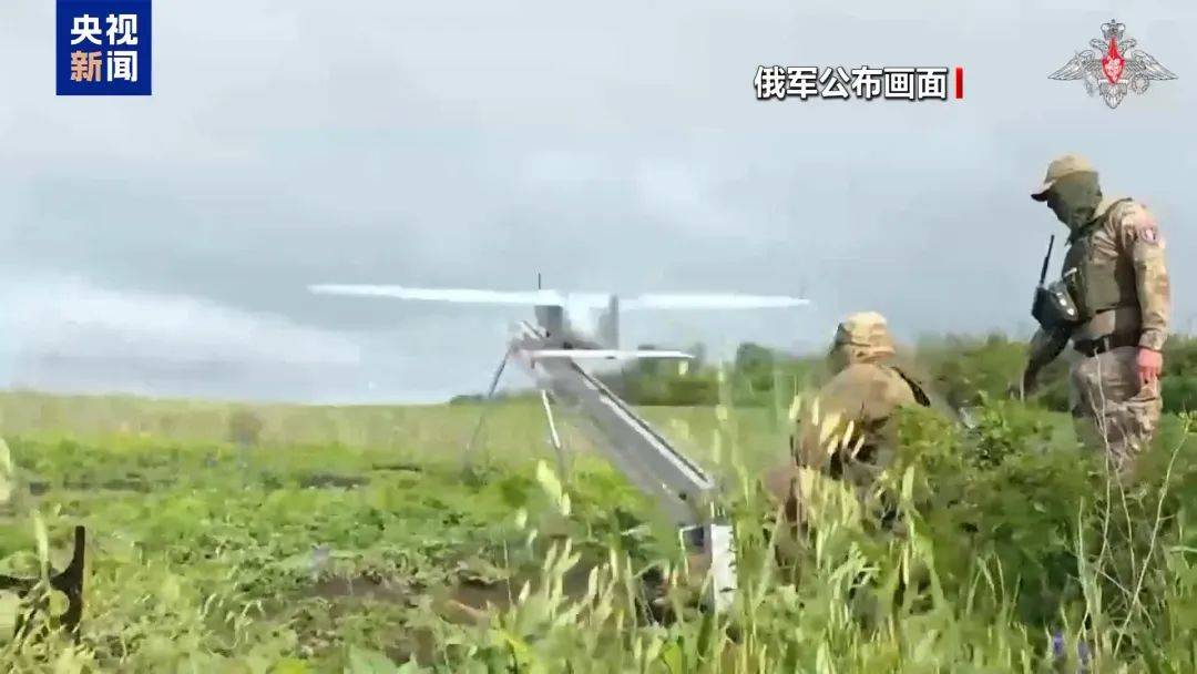 乌克兰首都基辅持续传出爆炸声<strong></p>
<p>okex比特币</strong>，俄：用“匕首”高超音速导弹等对乌军用机场进行集群打击