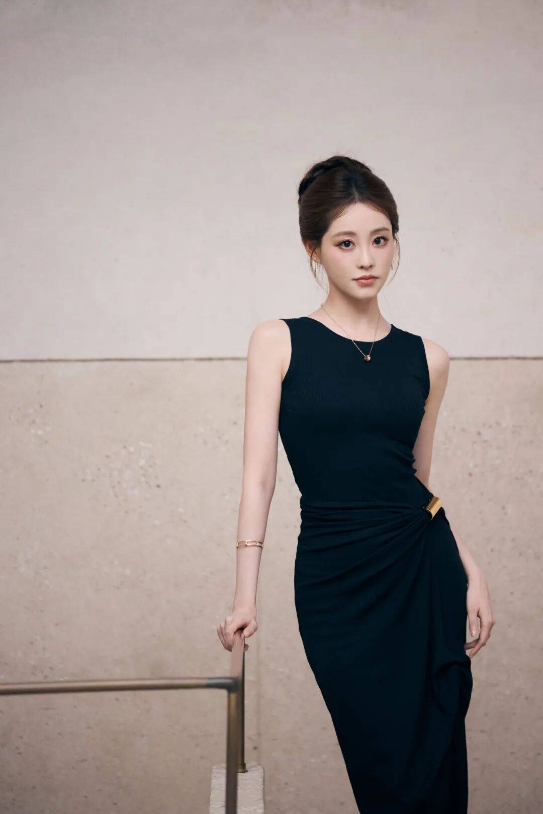 女演员祝绪丹发文道歉：我真的要把手剁了<strong></p>
<p>okex交易所官网</strong>！以后一定用小号刷视频！